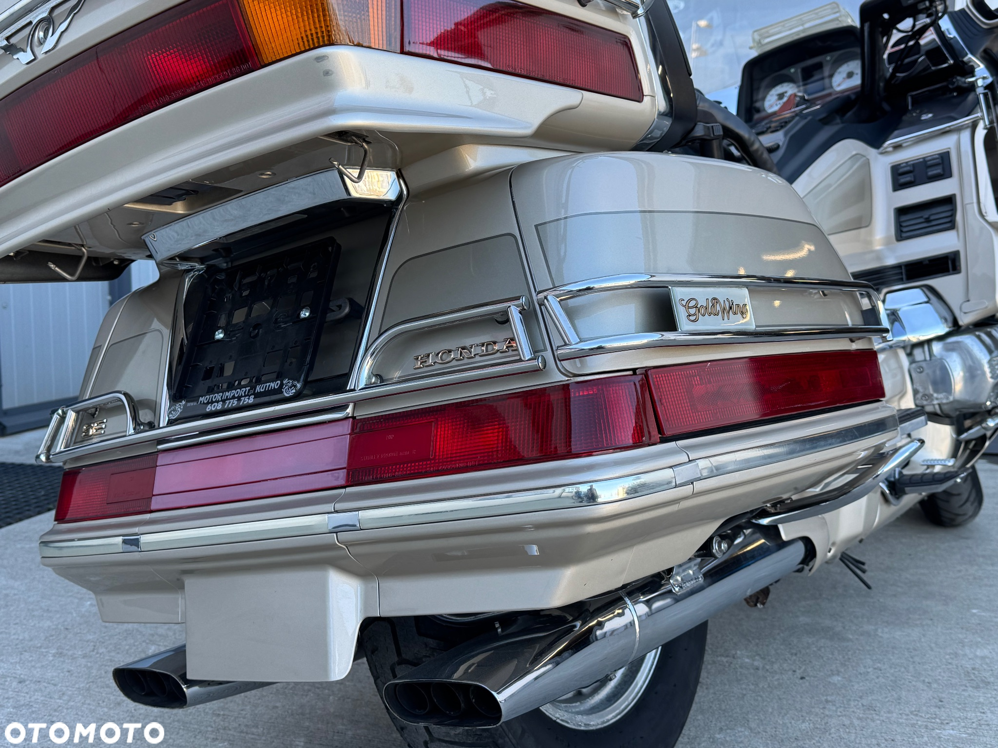 Honda GL - 8
