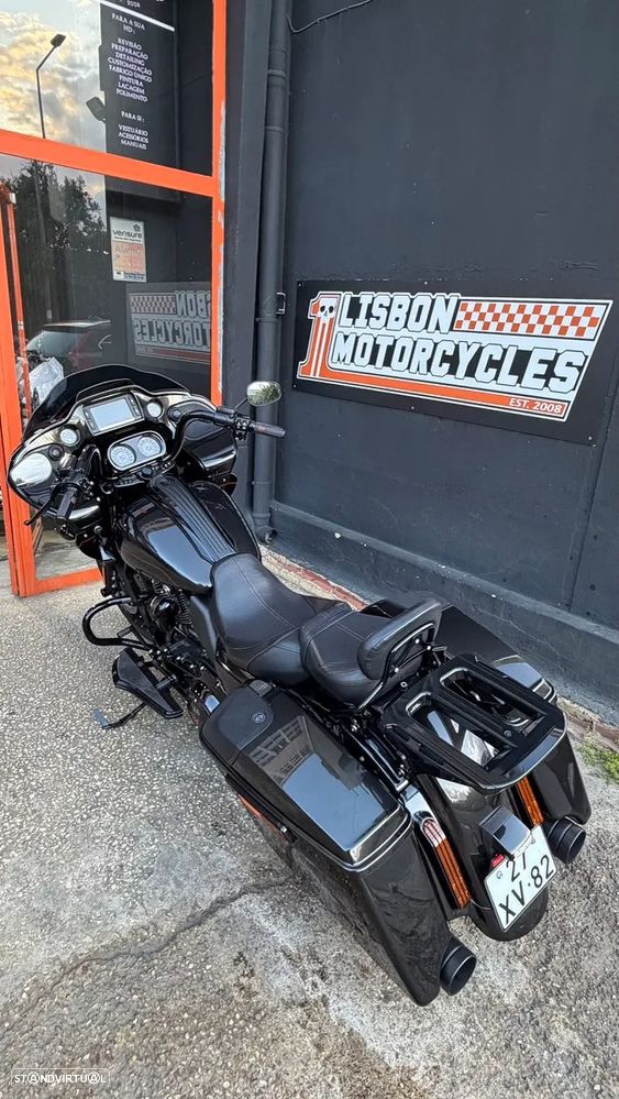 Harley-Davidson FLT Road Glide CVO - 3