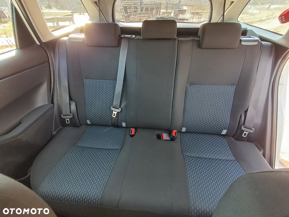 Toyota Auris 1.4 D-4D Active - 8