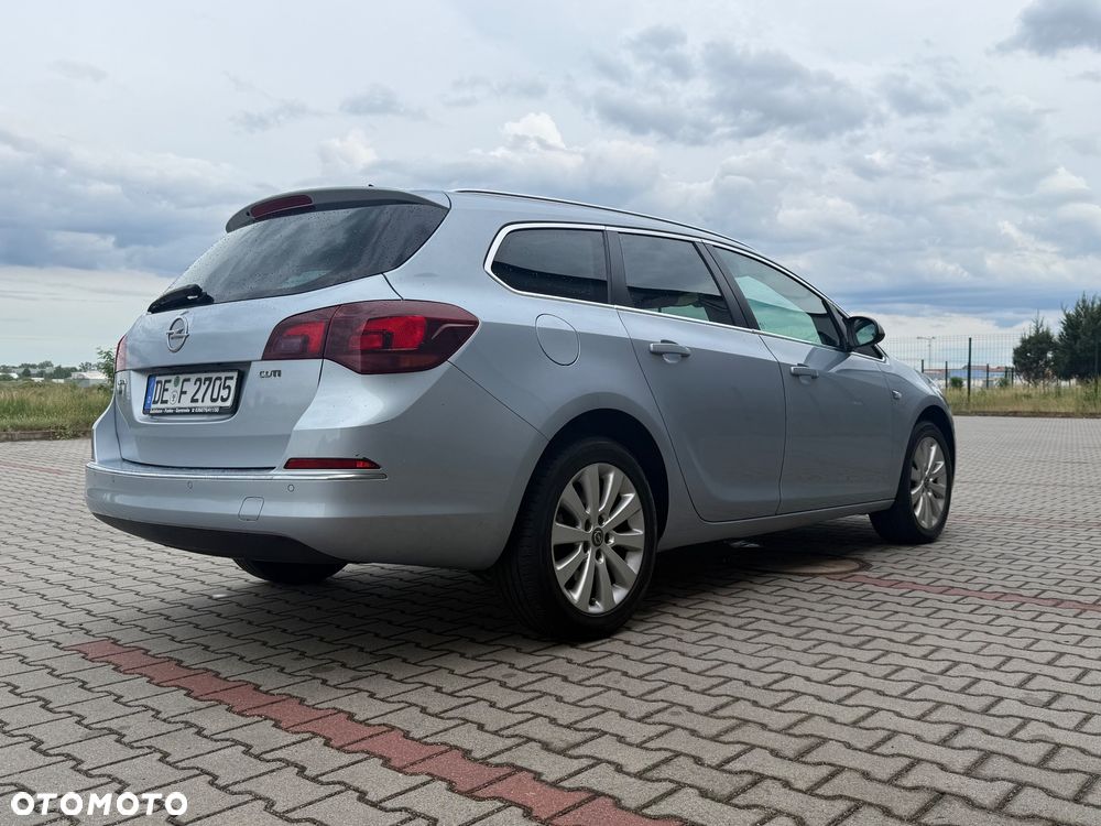 Opel Astra 1.7 CDTI Cosmo - 23