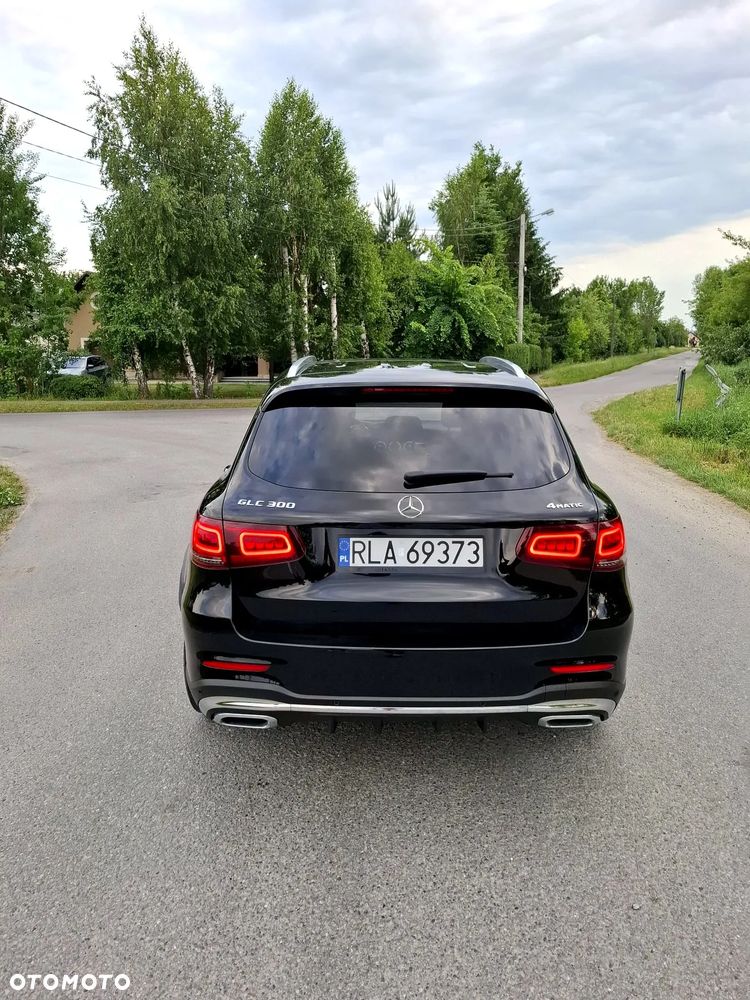 Mercedes-Benz GLC 300 4Matic 9G-TRONIC - 6