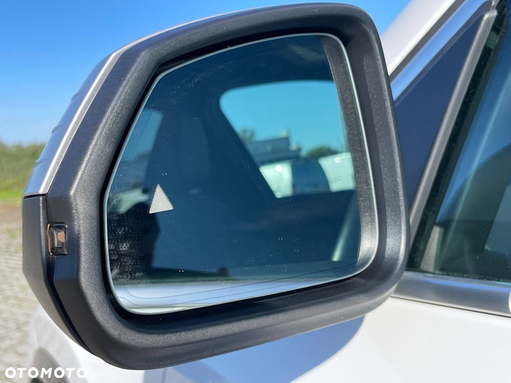 BMW X1 xDrive23i mHEV xLine - 35