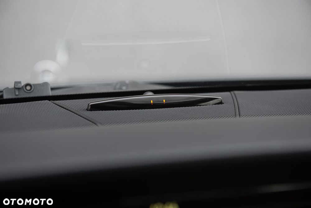 Mercedes-Benz Klasa E - 22