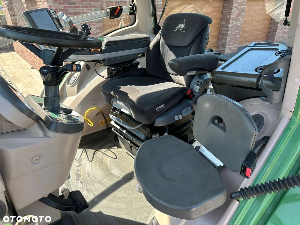 Fendt 828 vario PROFI PLUS  826 724 - 17