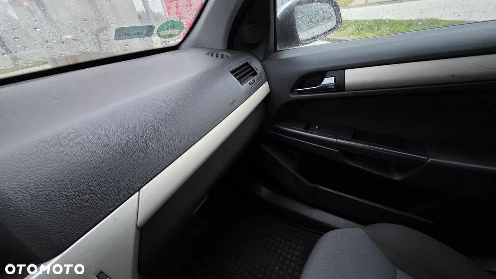 Opel Astra 1.7 CDTI DPF Color Edition - 8