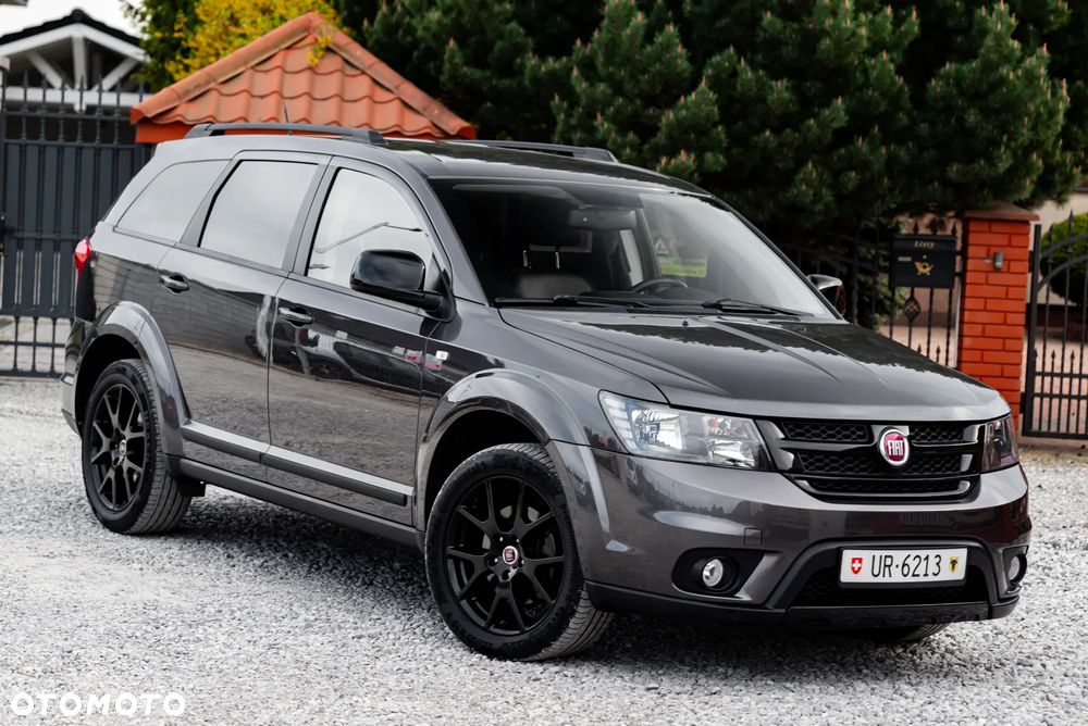 Fiat Freemont 2.0 Multijet Black Code AWD - 3