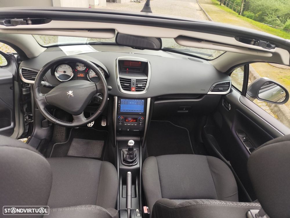 Peugeot 207 CC 1.6 HDi FAP Sport - 14