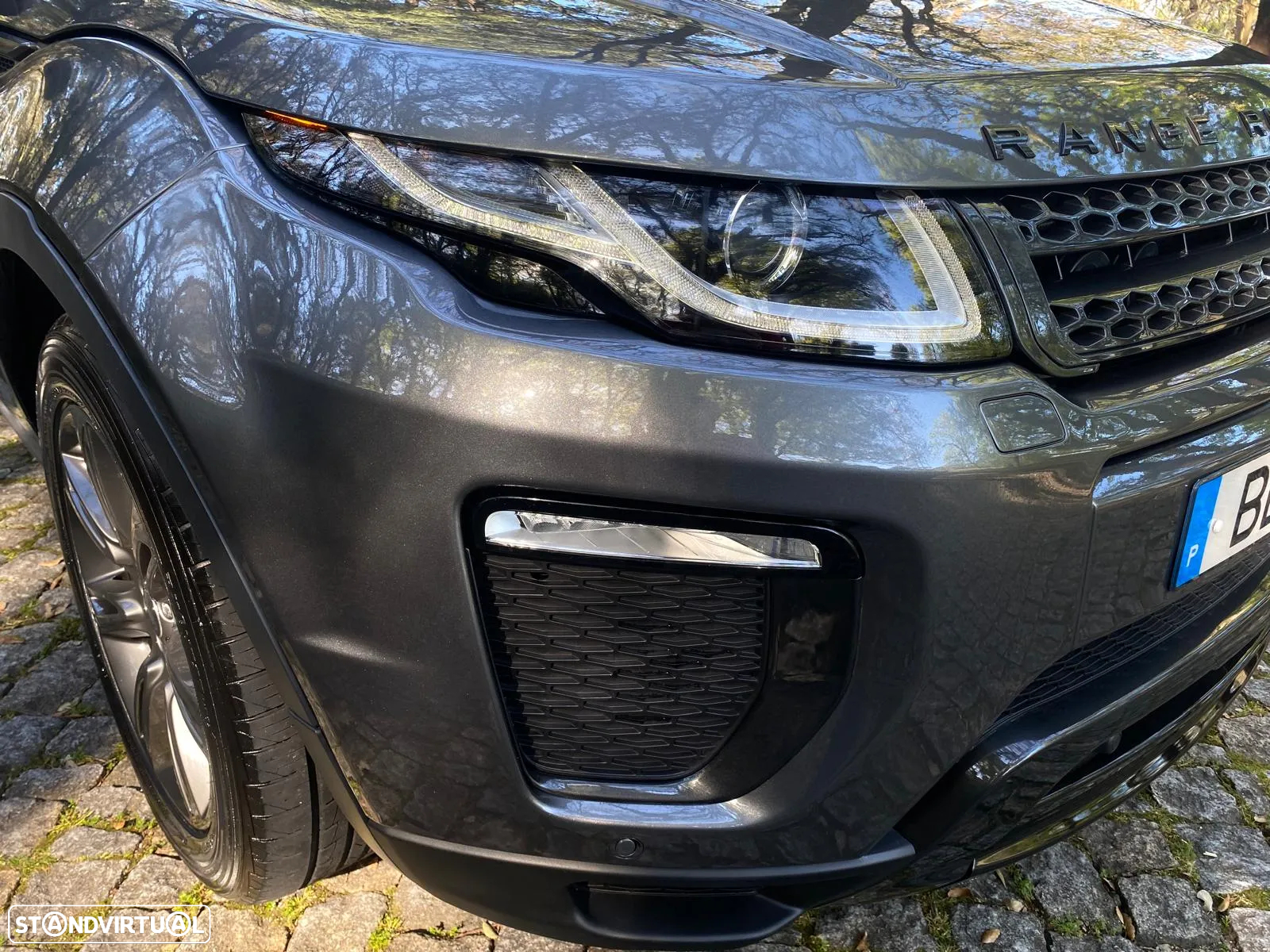 Land Rover Range Rover Evoque 2.0 D180 AWD R-Dynamic HSE Auto - 12
