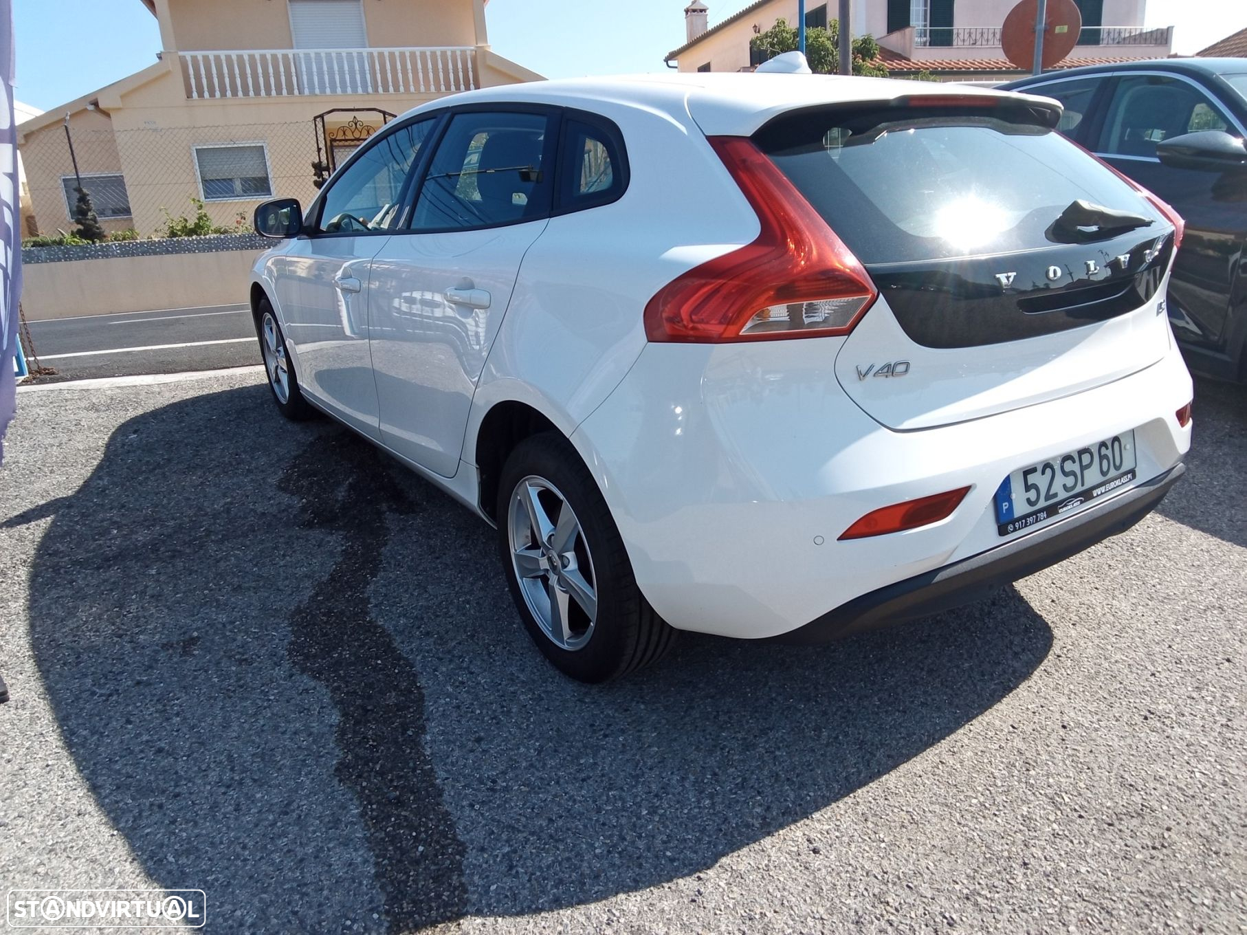 Volvo V40 2.0 D2 Momentum - 5