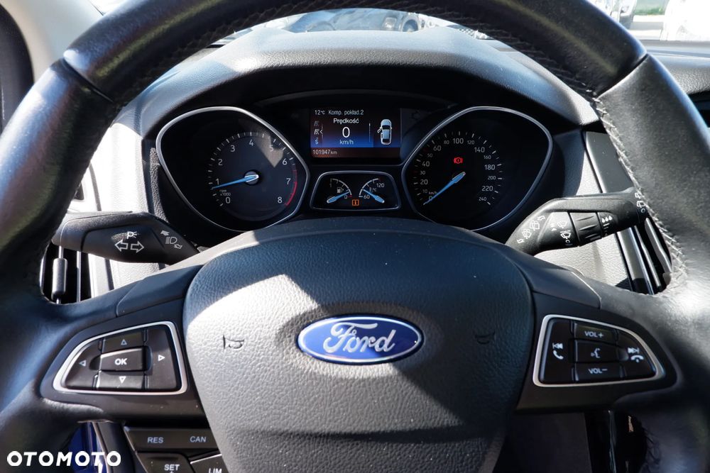 Ford Focus SW 1.5 EcoBoost S&S TITANIUM - 16