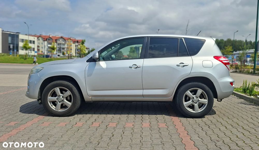 Toyota RAV4 2.2 D-4D 4x2 Life - 6
