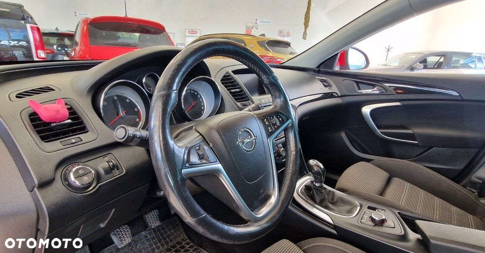 Opel Insignia - 13