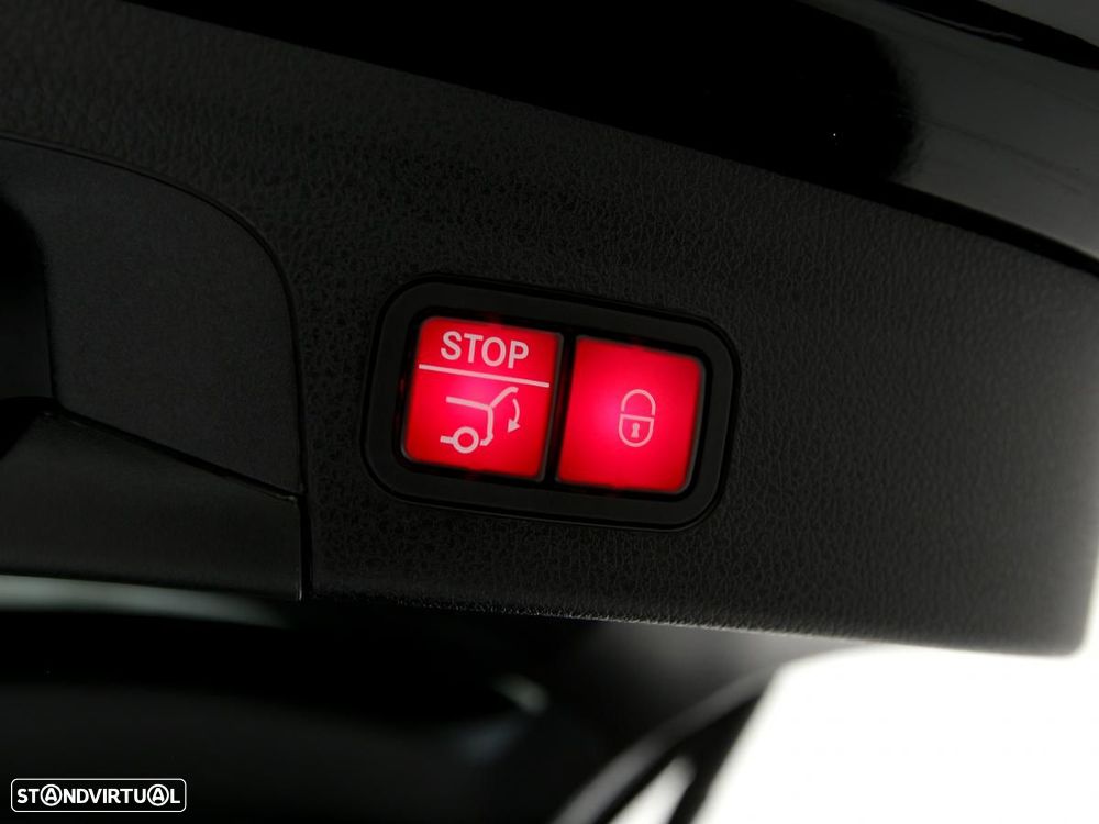 Mercedes-Benz GLE 300 d 4Matic - 16