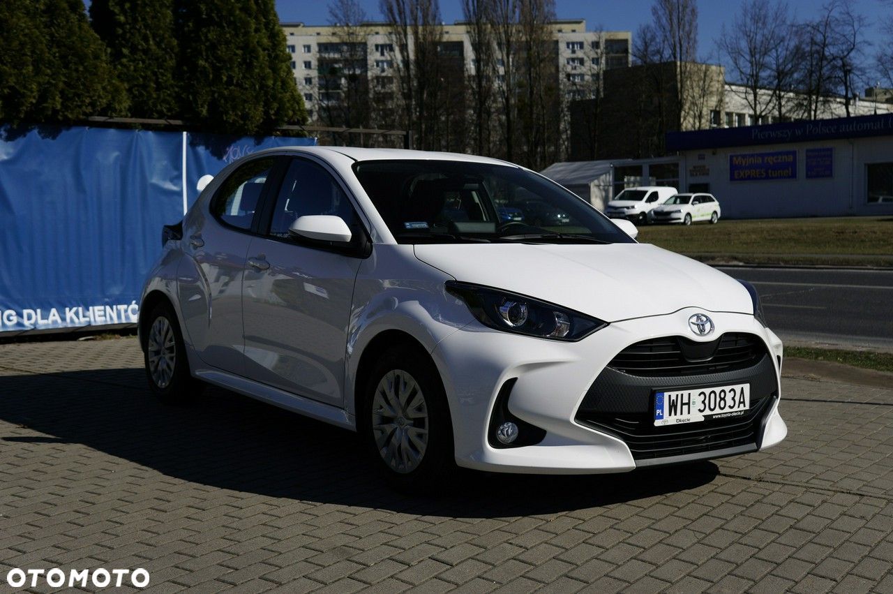 Toyota Yaris - 1