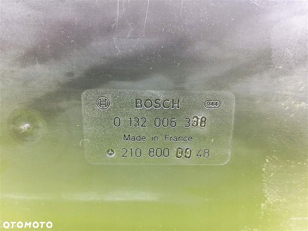 Pompka centralnego zamka Mercedes E-klasa W210 1995-2002 0132006338 BOSCH - 4