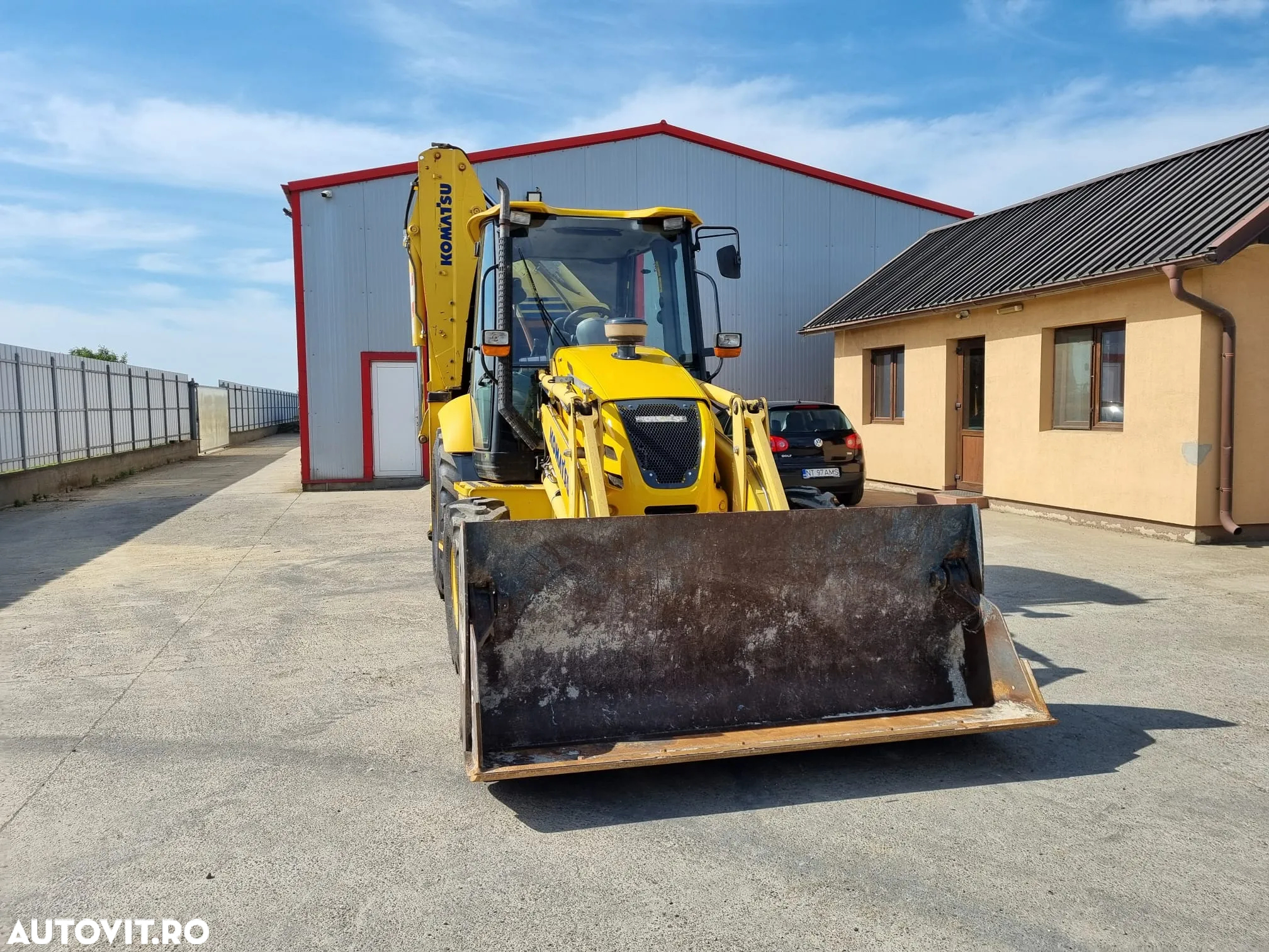 Komatsu WB 93 R-5 - 4