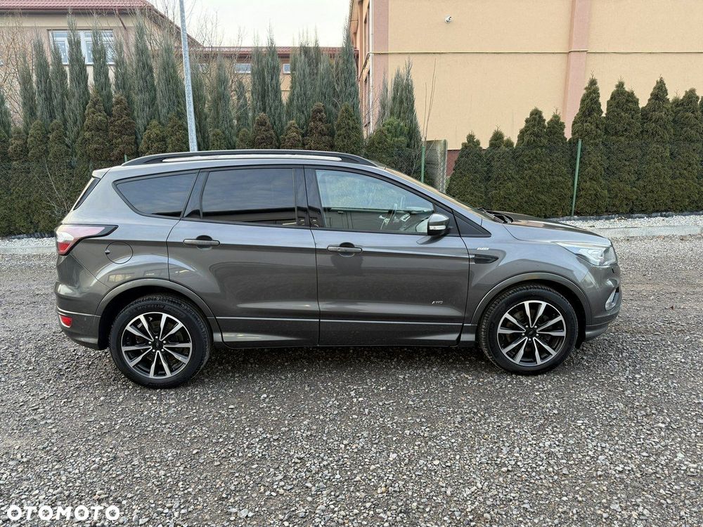 Ford Kuga - 4