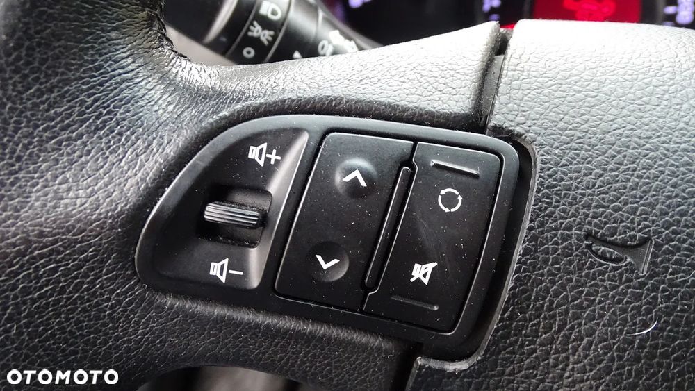 Kia Sportage 2.0 CRDI 2WD Vision - 18