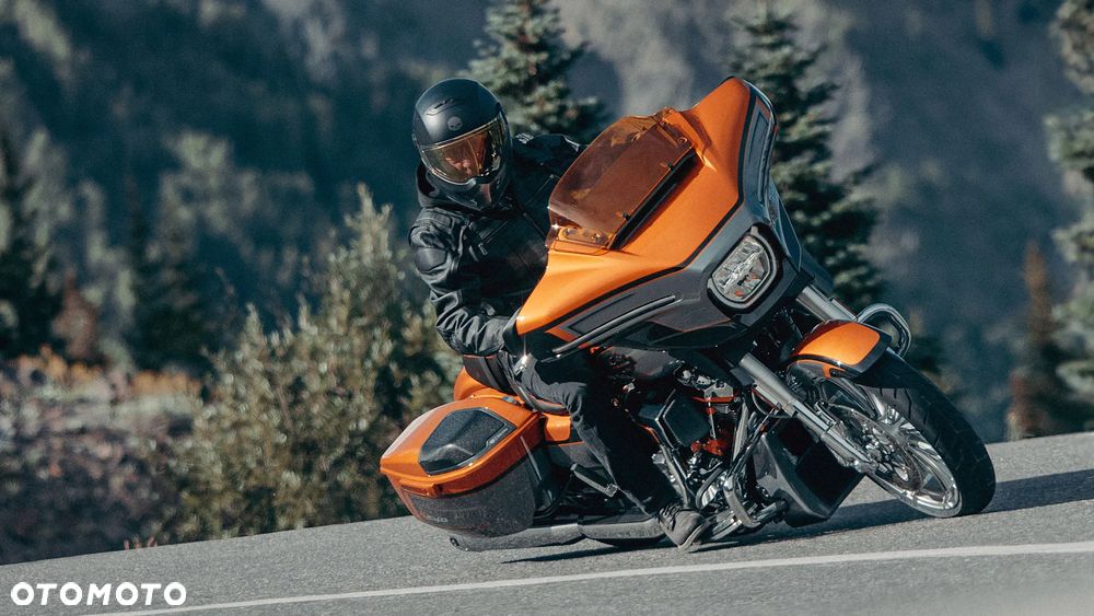 Harley-Davidson CVO Street Glide - 9
