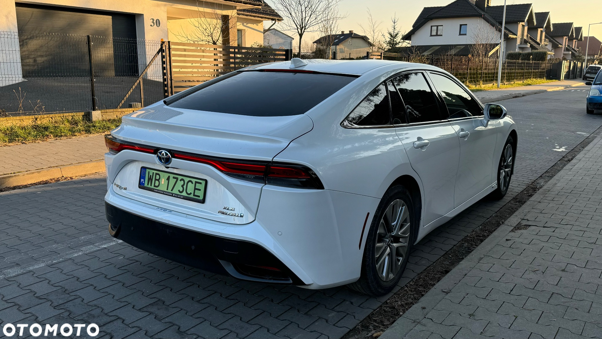 Toyota Mirai - 4