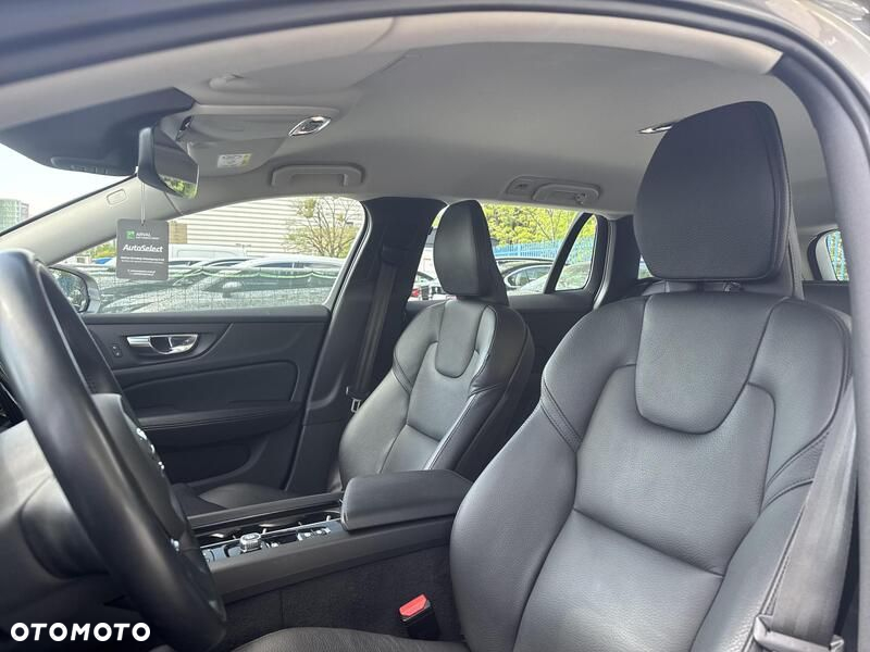 Volvo V60 - 16