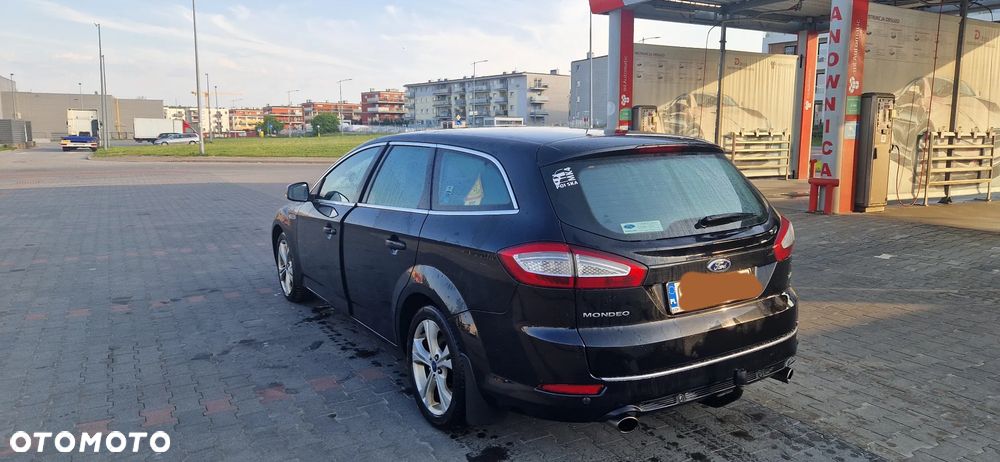 Ford Mondeo - 12