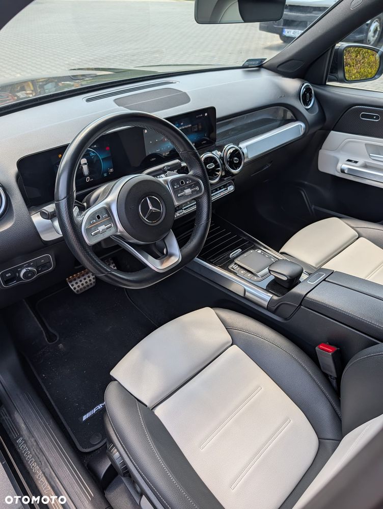 Mercedes-Benz GLB 220 d 4-Matic AMG Line 8G-DCT - 8
