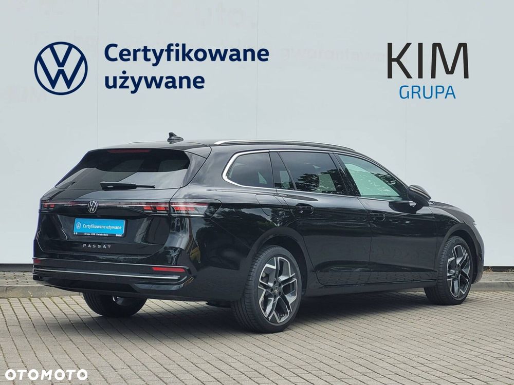 Volkswagen Passat 2.0 TDI SCR Elegance DSG - 2