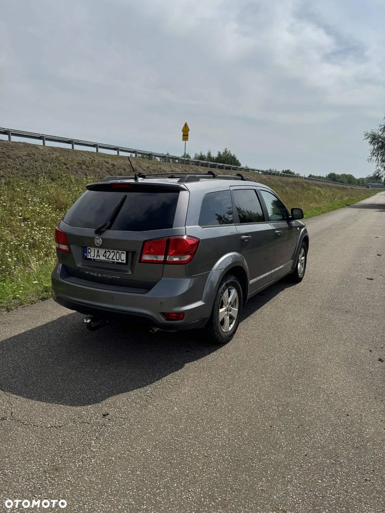 Fiat Freemont 2.0 Multijet 16V DPF Urban - 4