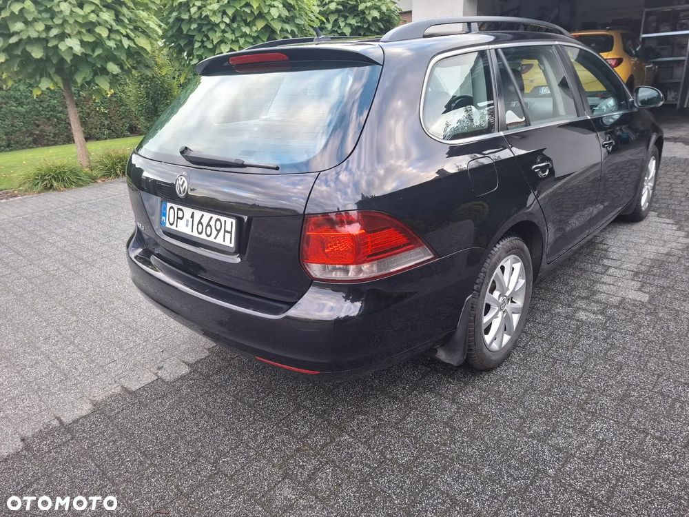 Volkswagen Golf 2010 photo 5