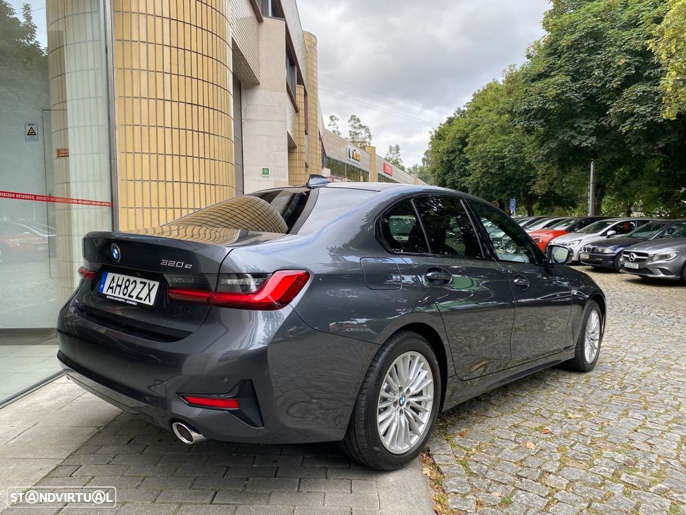 BMW 320 e Line Sport Auto - 3