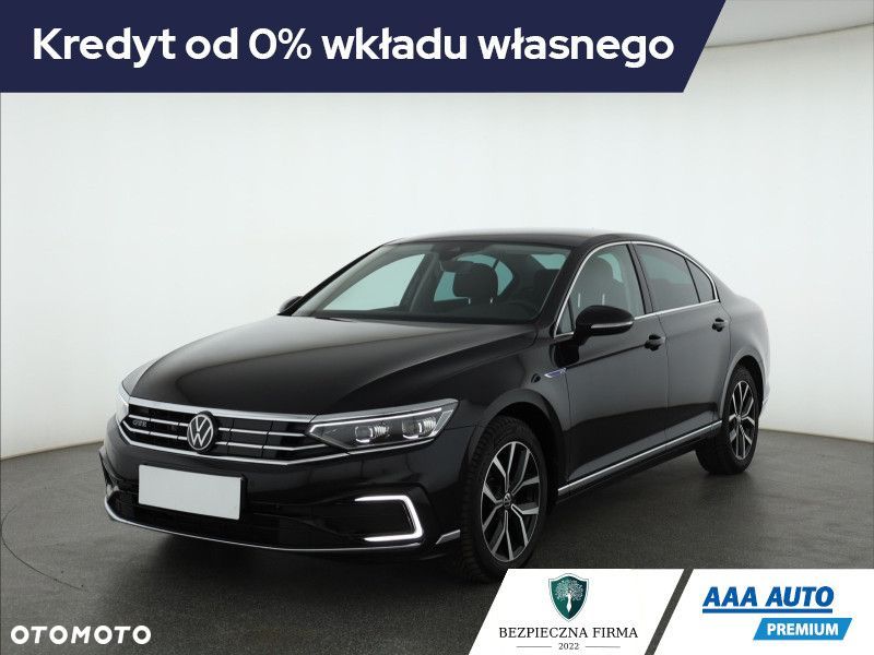 Volkswagen Passat - 3