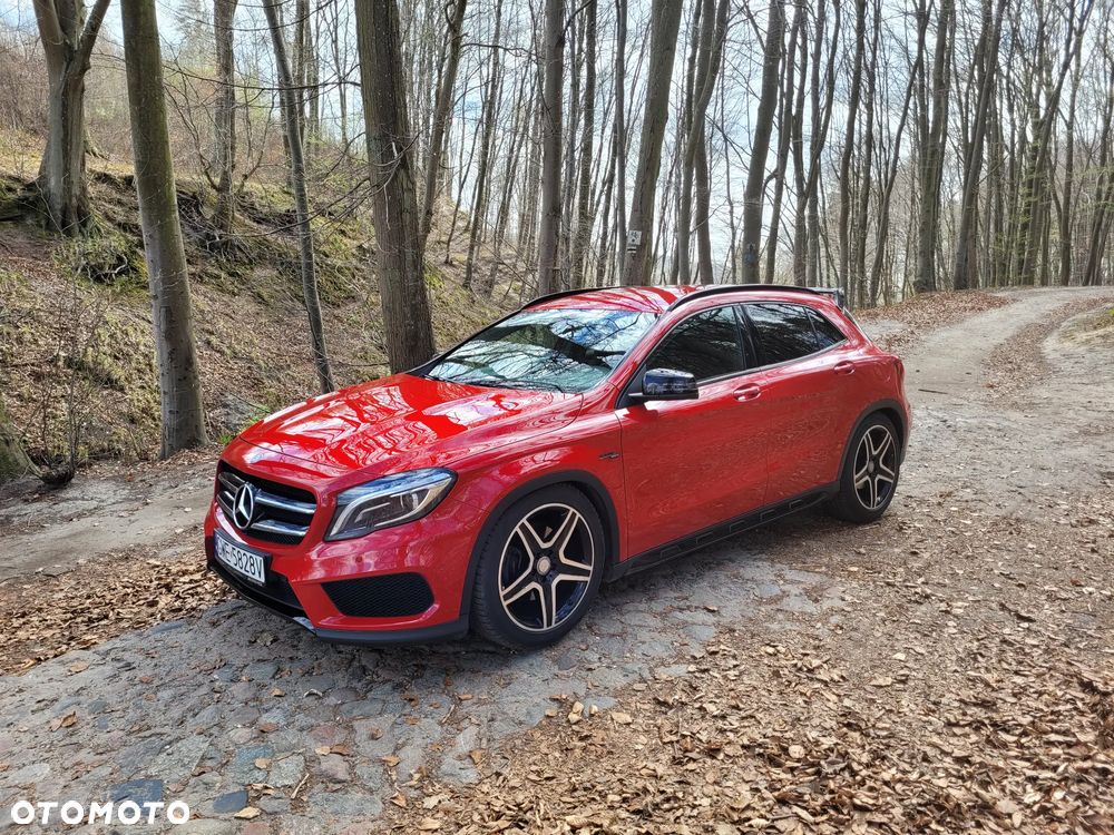 Mercedes-Benz GLA 250 4-Matic AMG Line - 2