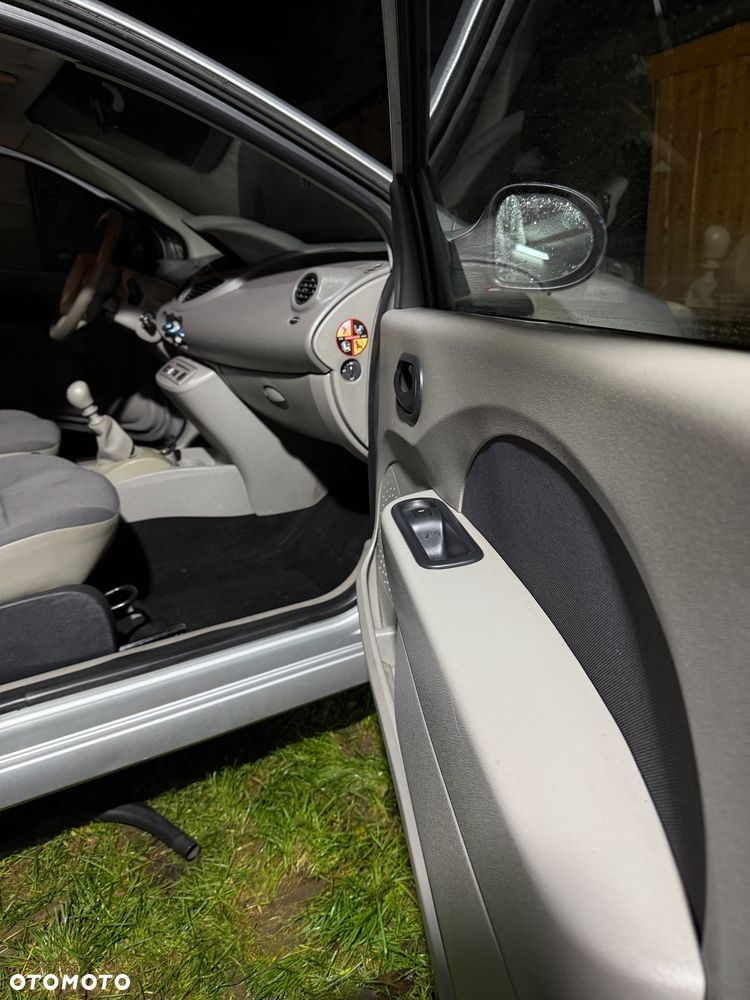 Renault Twingo - 24