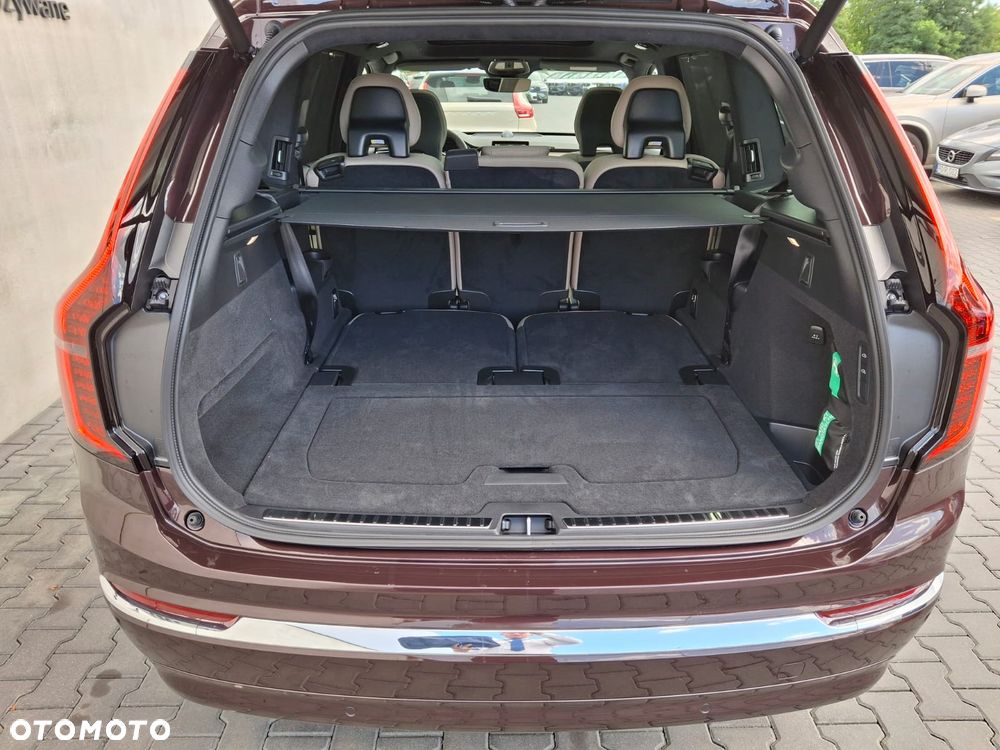 Volvo XC 90 - 22