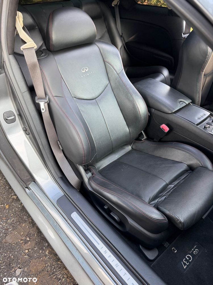 Infiniti G S Premium - 16