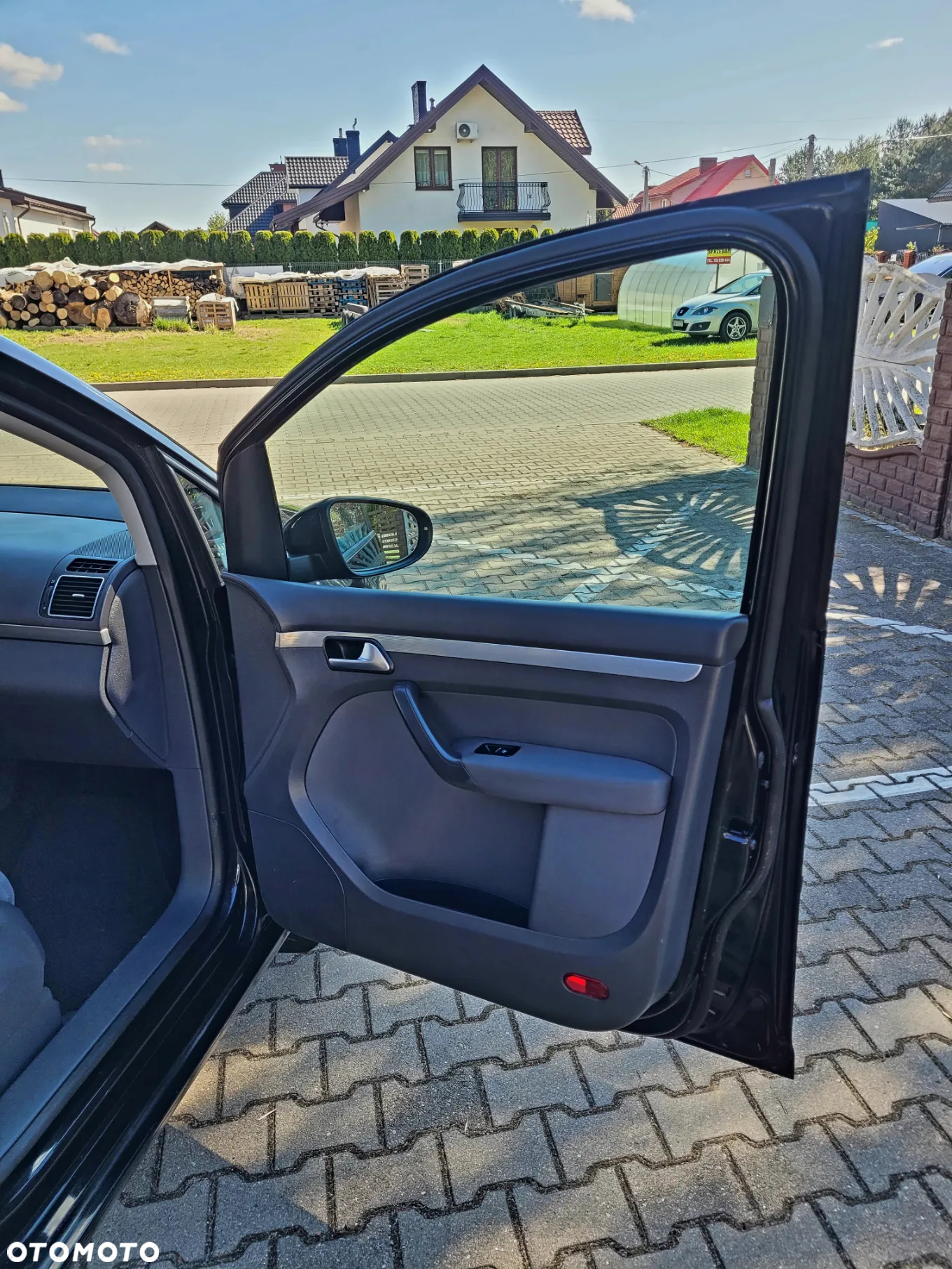 Volkswagen Touran 1.6 TDI DPF BlueMotion Technology DSG Comfortline - 36