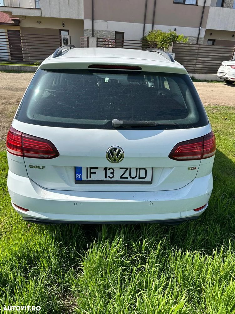 Volkswagen Golf 1.6 TDI Comfortline - 9