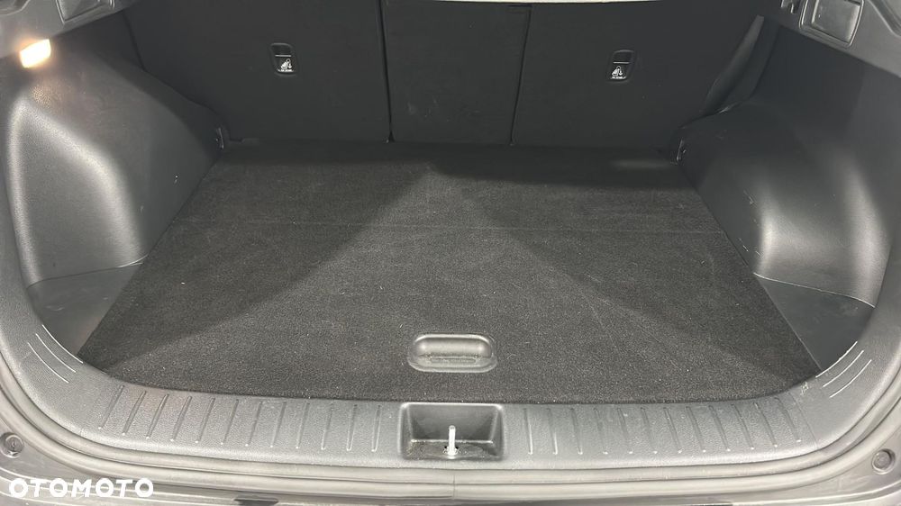 Kia Sportage 1.6 T-GDI M 2WD DCT - 12