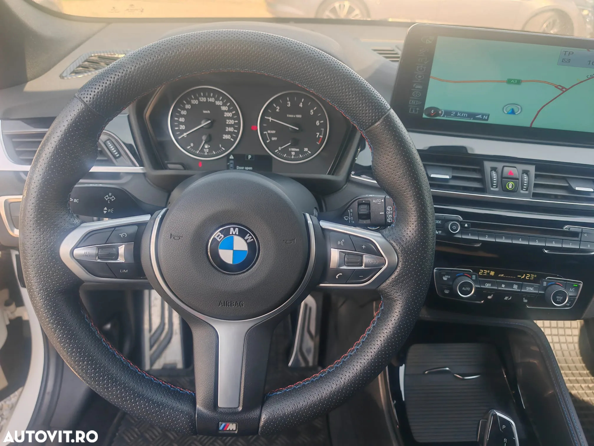 BMW X1 xDrive20i AT M Sport - 13