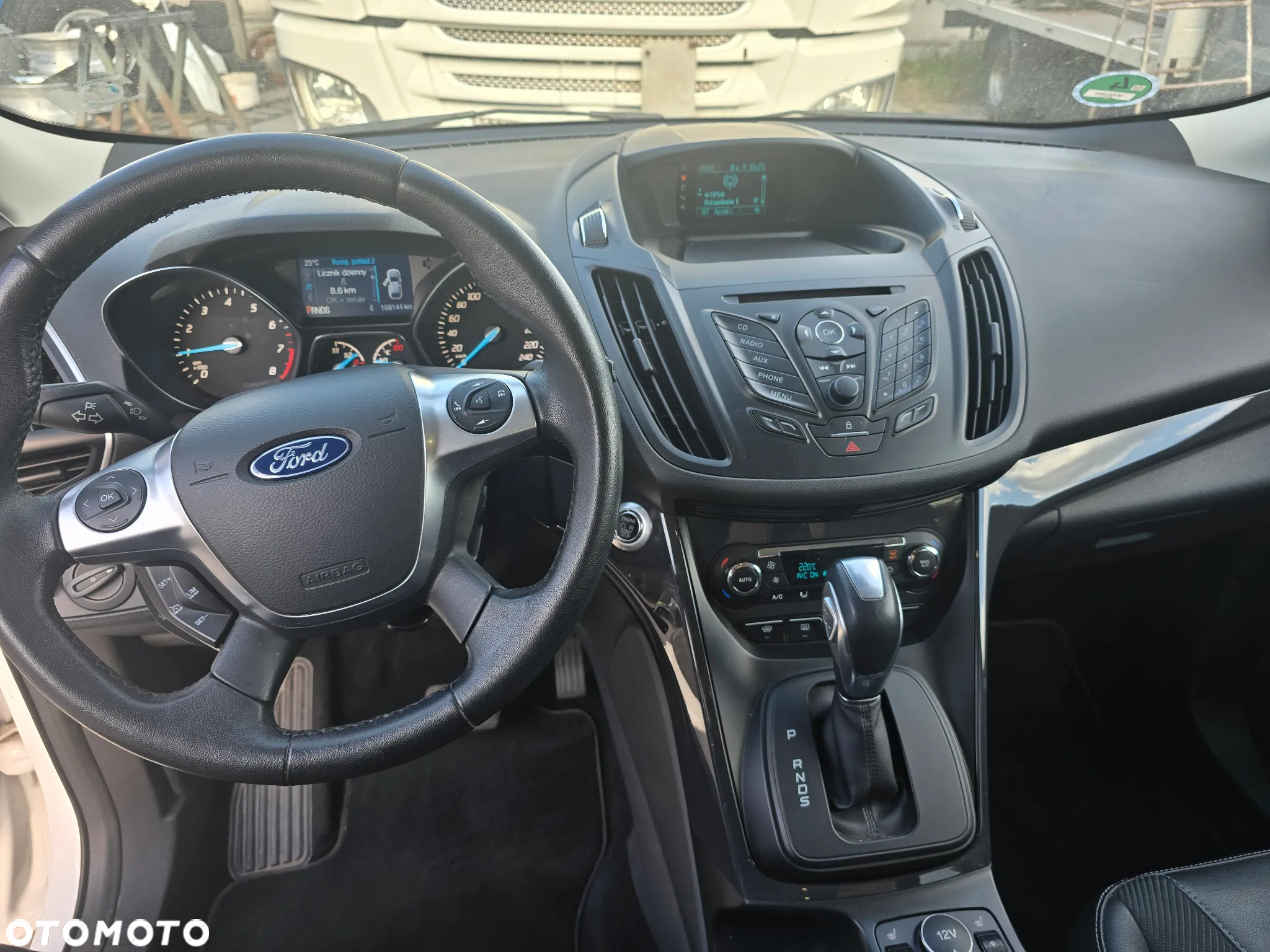 Ford Kuga - 13