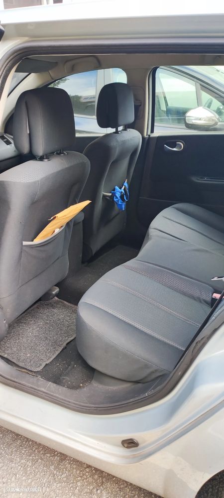 Renault Mégane Break 1.5 dCi Dynamique - 9