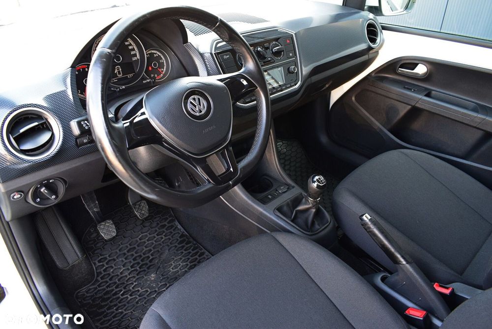 Volkswagen up! - 10