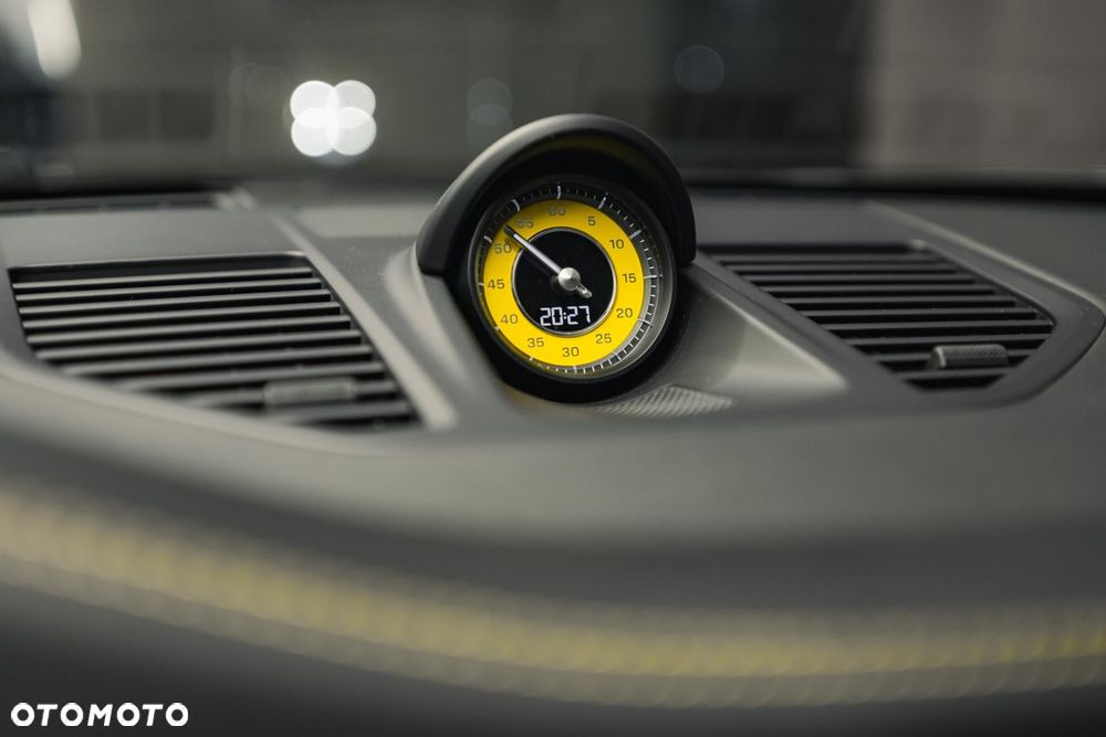 Porsche 911 Turbo S - 36