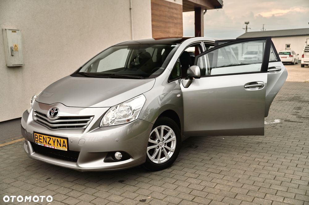 Toyota Verso 1.8 7-Sitzer Skyview Edition - 22