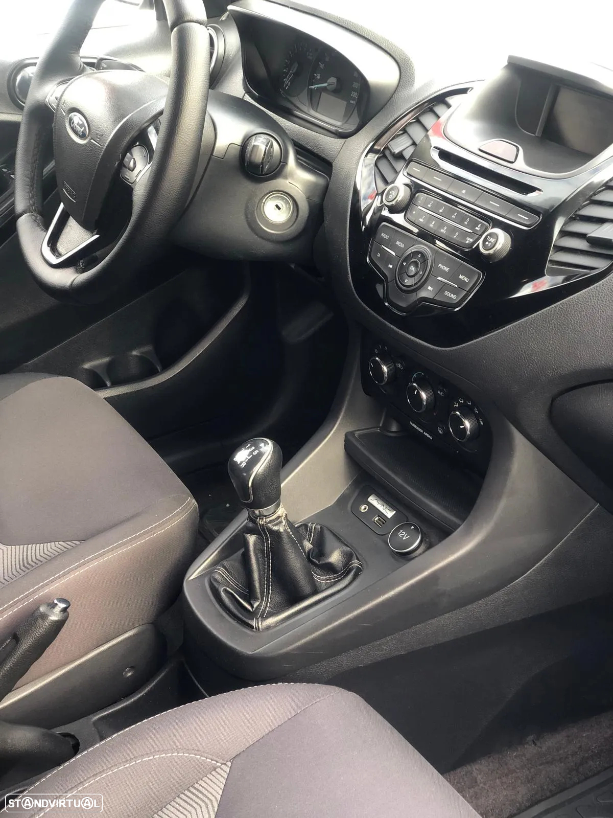 Ford KA+ 1.2 Ti-VCT Ultimate - 16