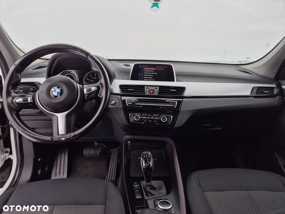 BMW X1 sDrive18d - 12