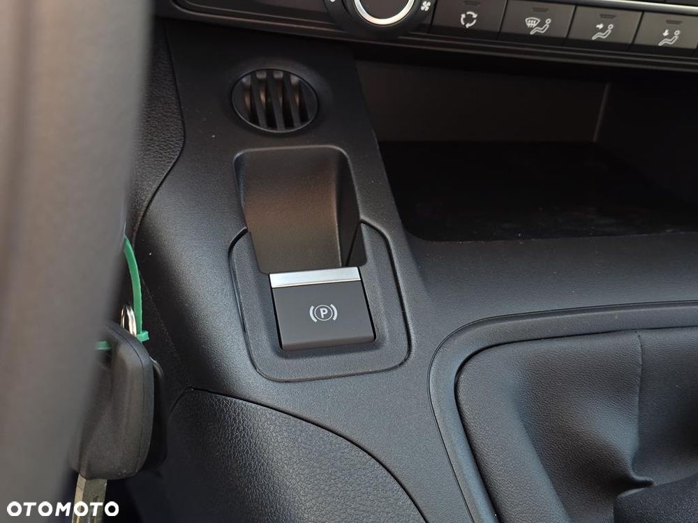 Fiat Nowy Doblo Maxi Van 1.5 BlueHDI S&S L2 - 13