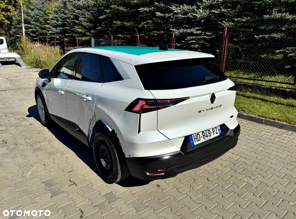 Renault Symbioz - 10