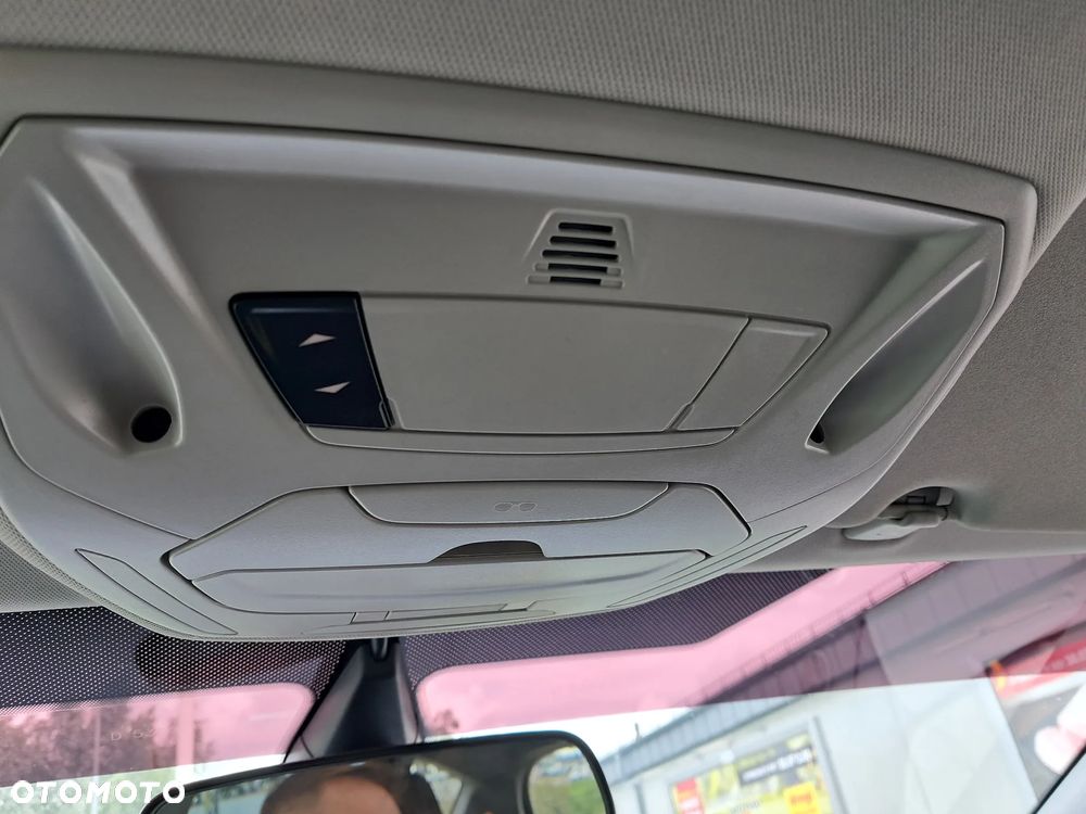 Ford S-Max - 29